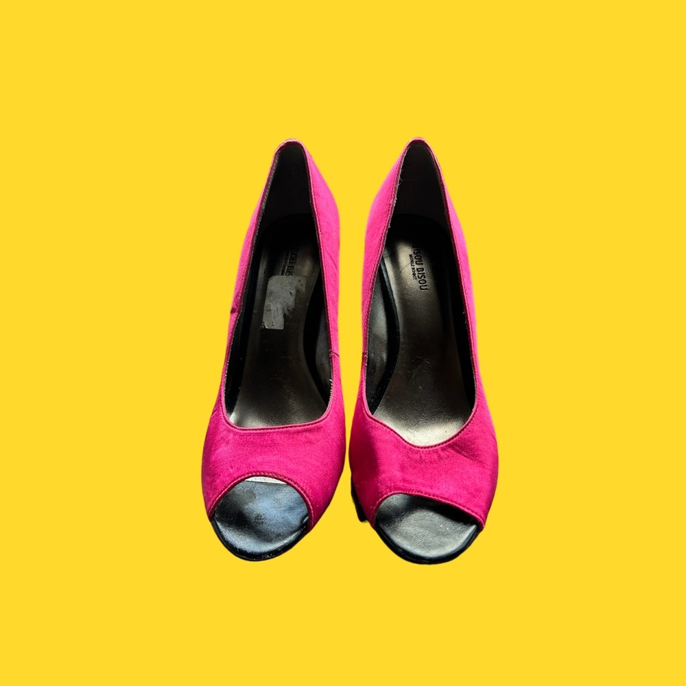 Bisou Bisou Michele Bohbot Pink Heels: Size 7.5
